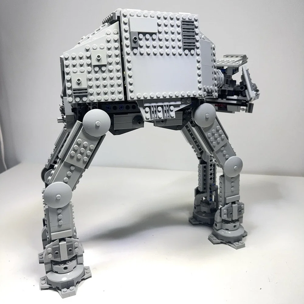 LEGO 75054 Star Wars AT-AT Walker w/ 1 Minifig Complete w/ 2 Subs* NO BOX/Manual